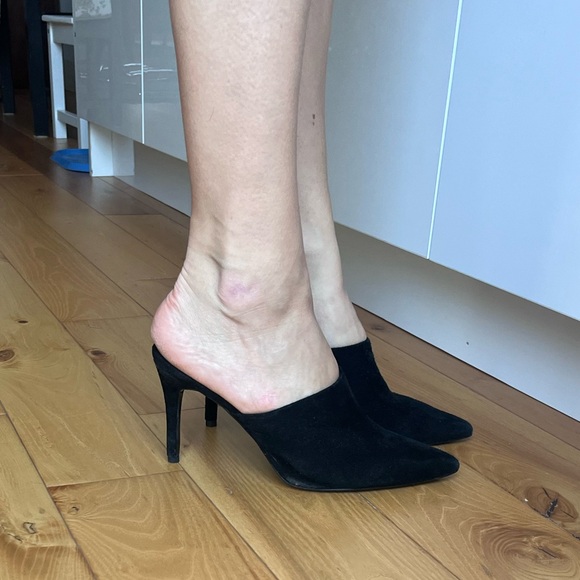 STEVE MADDEN Suede black heels - Picture 4 of 5